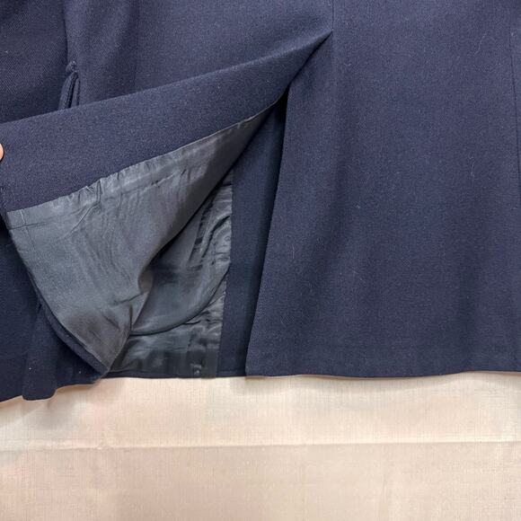 VINTAGE Wool Blazer Size M Navy Blue Academia Preppy Crest Gold School‎ Uniform - Picture 4 of 16